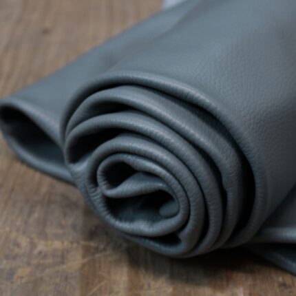 Safira Dollaro Leather