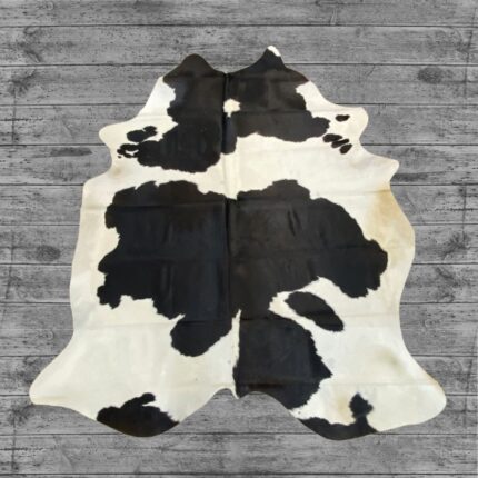 Hair-On Cowhide Rug Black & White