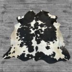 Hair-On Cowhide Rug Black & White CHR40007
