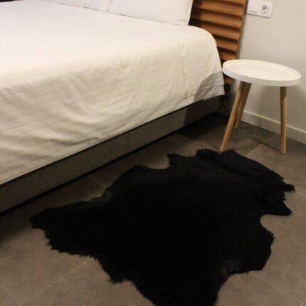 Black Lambskin Shearling Hide For Rugs & Decoration