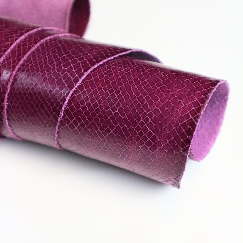 Σταμπωτό Δέρμα Φίδι 1.25-1.40m² Burgundy 2305DS